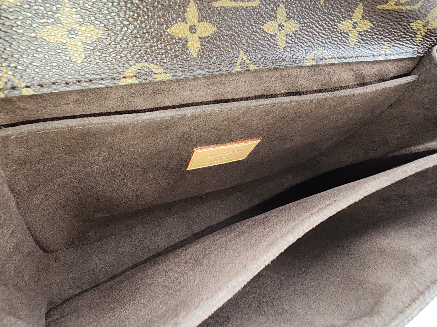 LV Monogram Metis