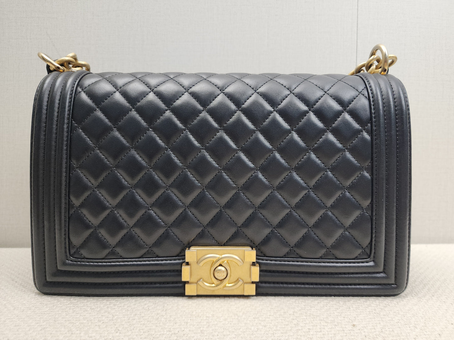Chanel Black Lambskin New Medium Boy (GHW)
