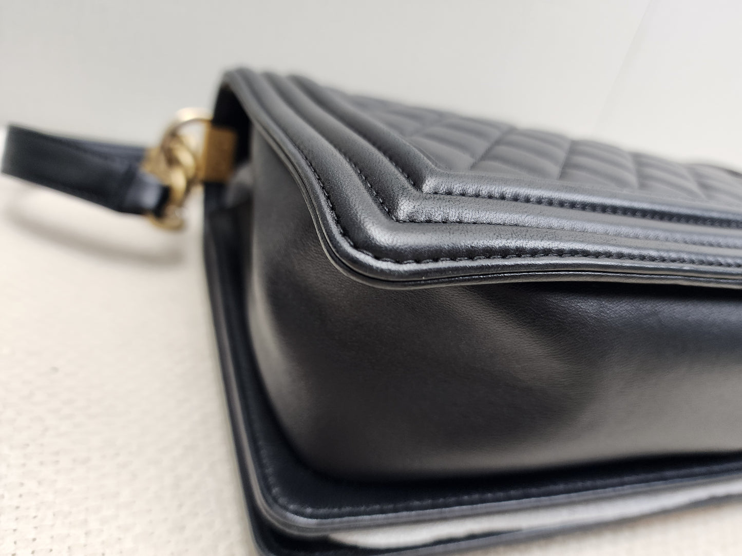 Chanel Black Lambskin New Medium Boy (GHW)