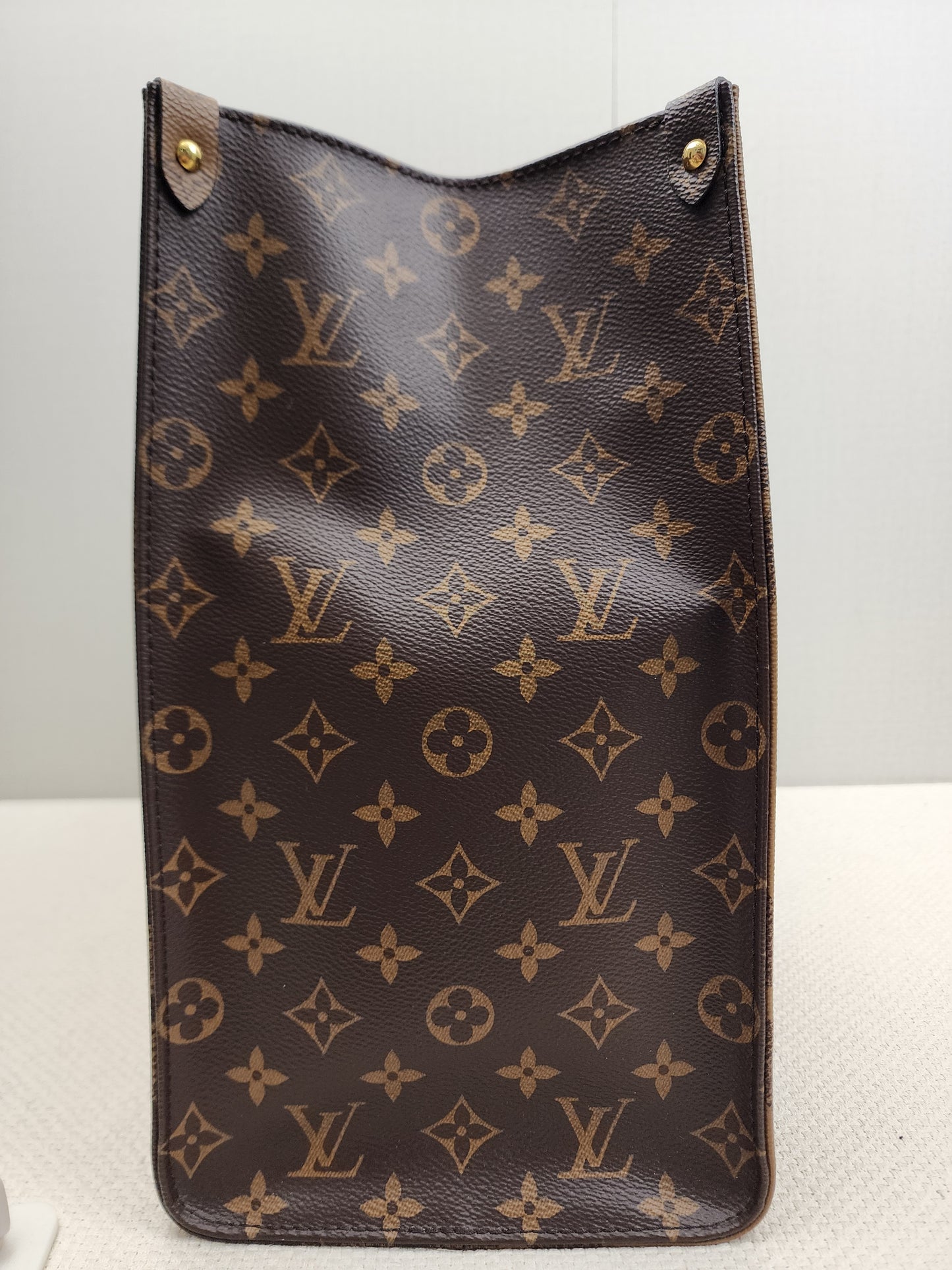 LV Reverse Monogram On The Go GM