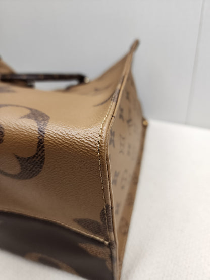 LV Reverse Monogram On The Go GM