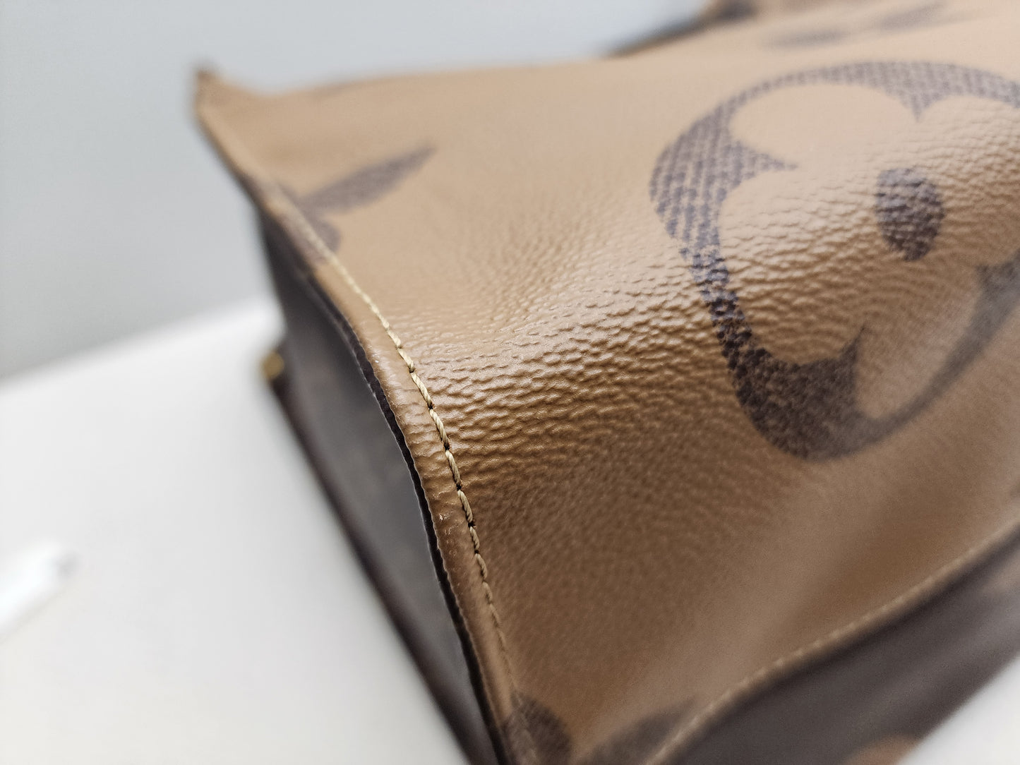LV Reverse Monogram On The Go GM