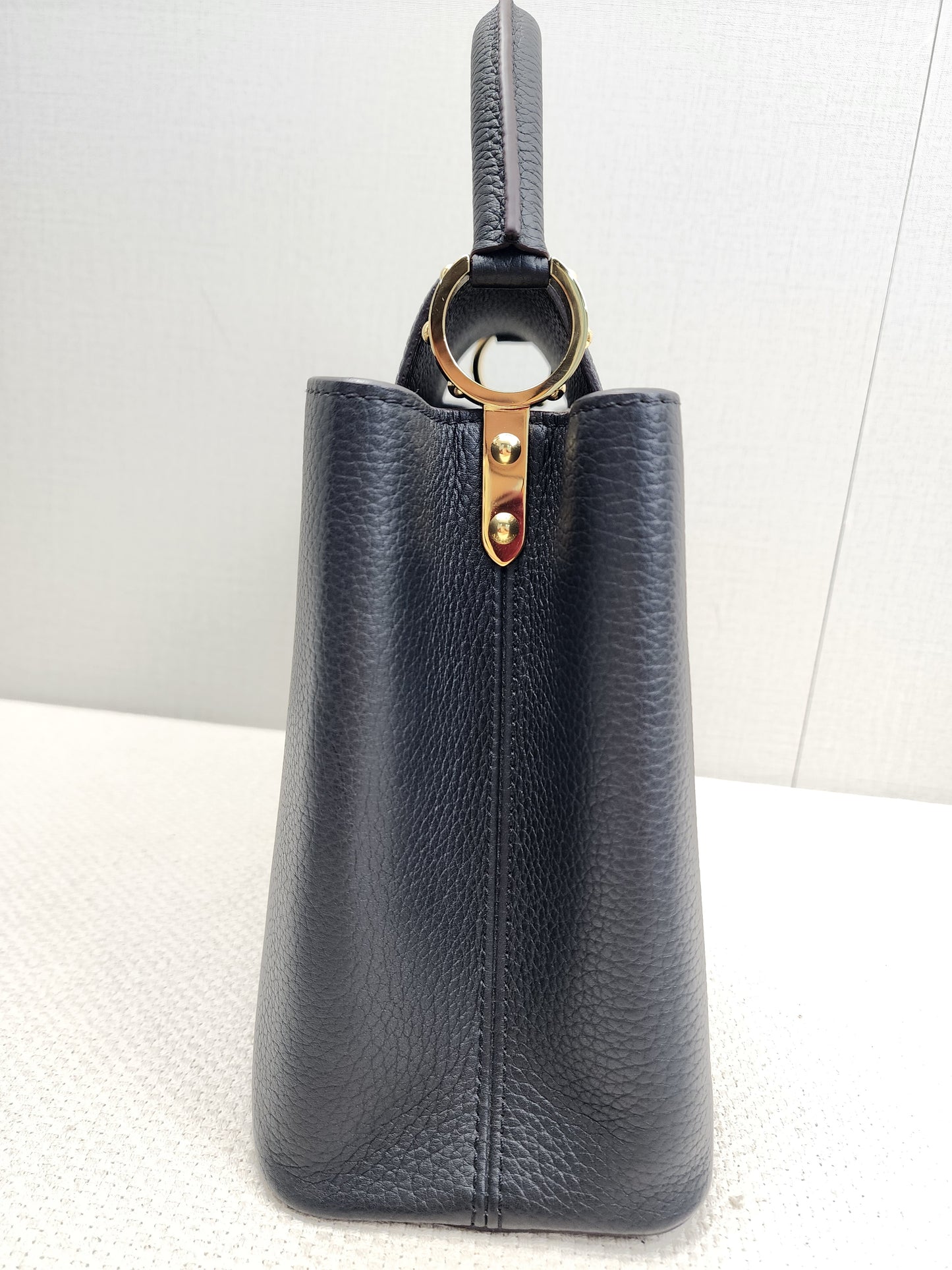 LV Black Taurillon Capucines PM