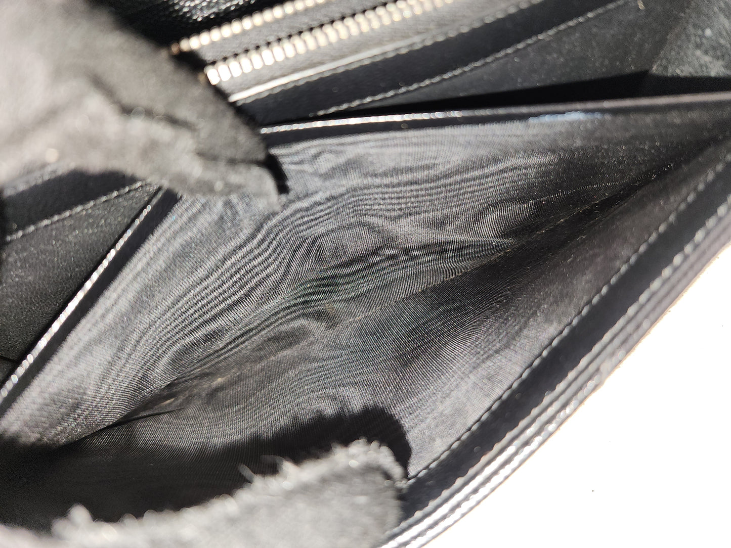 YSL Black x White Grain de Poudre Cassandre Envelope WOC (SHW)