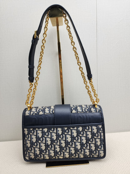 Dior Navy Oblique 30 Montaigne Chain Bag (GHW)