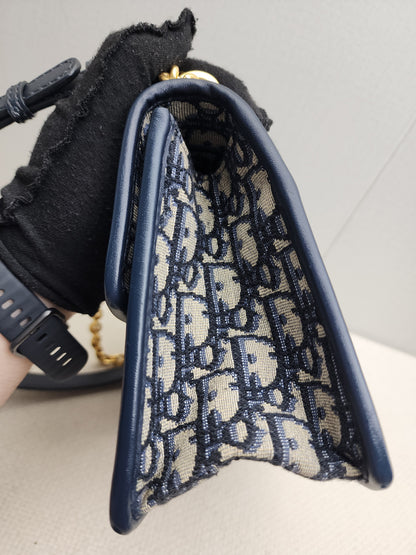 Dior Navy Oblique 30 Montaigne Chain Bag (GHW)