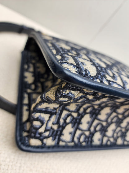 Dior Navy Oblique 30 Montaigne Chain Bag (GHW)