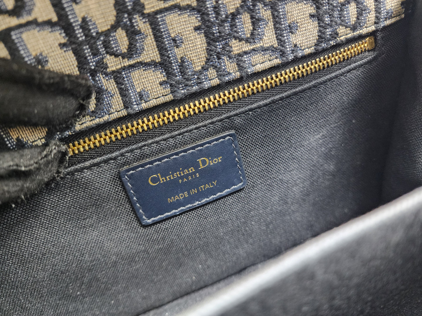 Dior Navy Oblique 30 Montaigne Chain Bag (GHW)