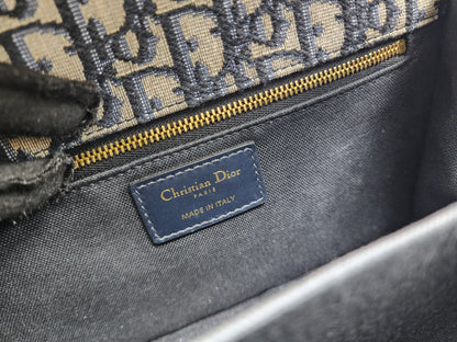 Dior Navy Oblique 30 Montaigne Chain Bag (GHW)