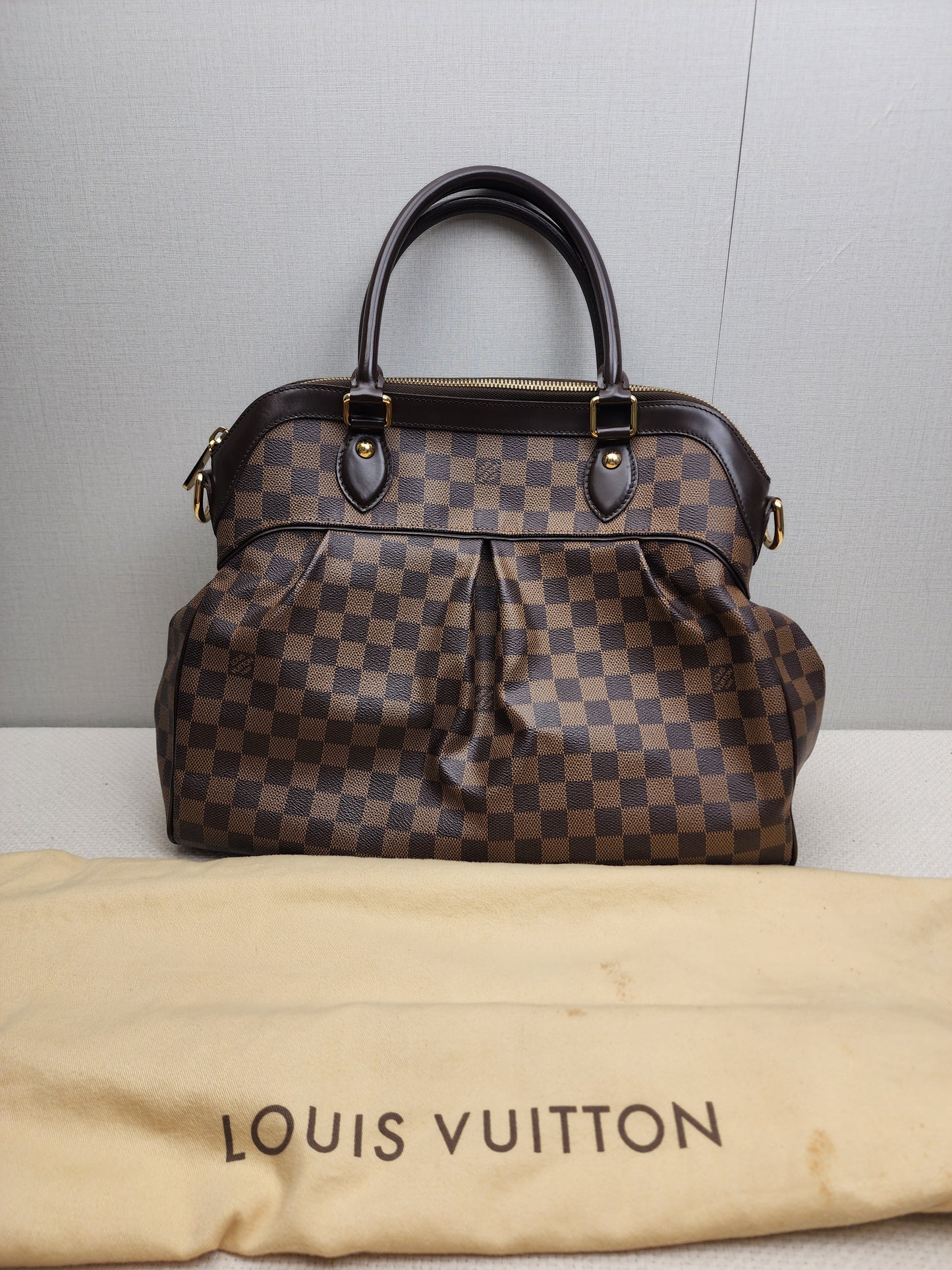 LV Damier Ebene Trevi GM