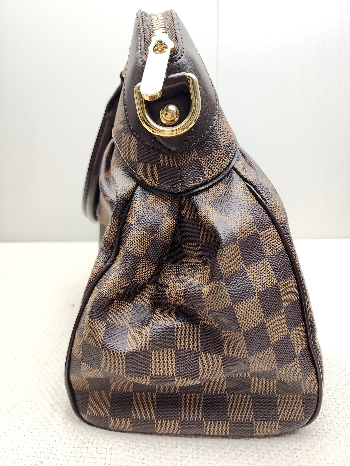 LV Damier Ebene Trevi GM