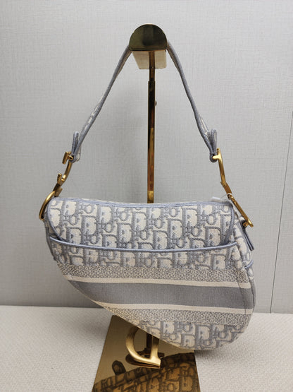 Dior Grey Oblique Medium Saddle (GHW)