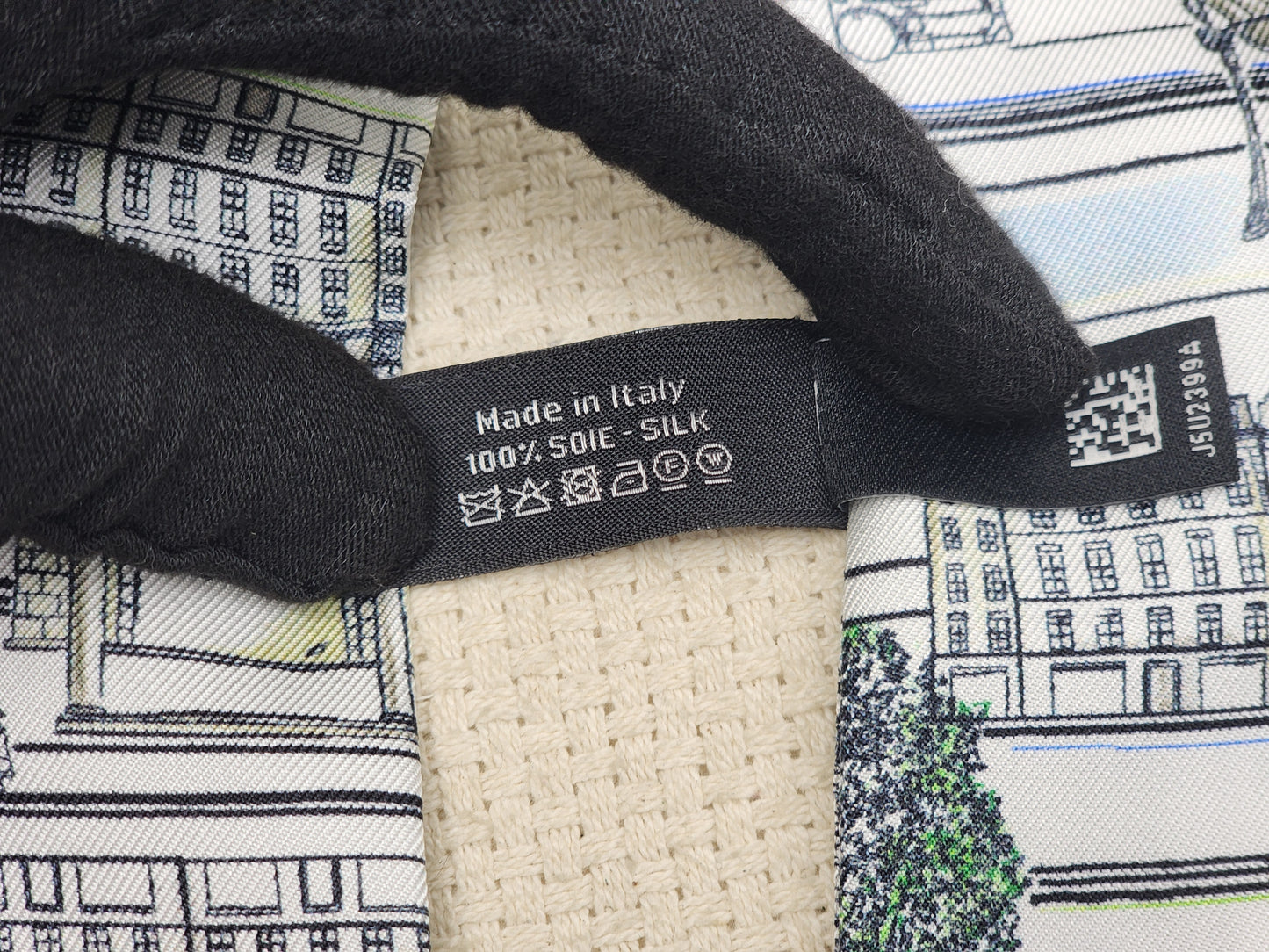 Chanel Silk Multicolor City Twilly
