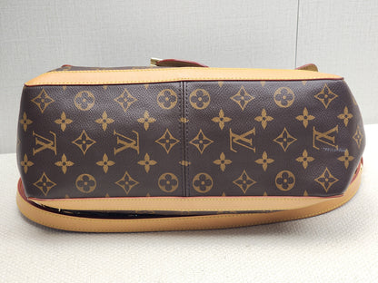 LV Monogram Dauphine Soft GM