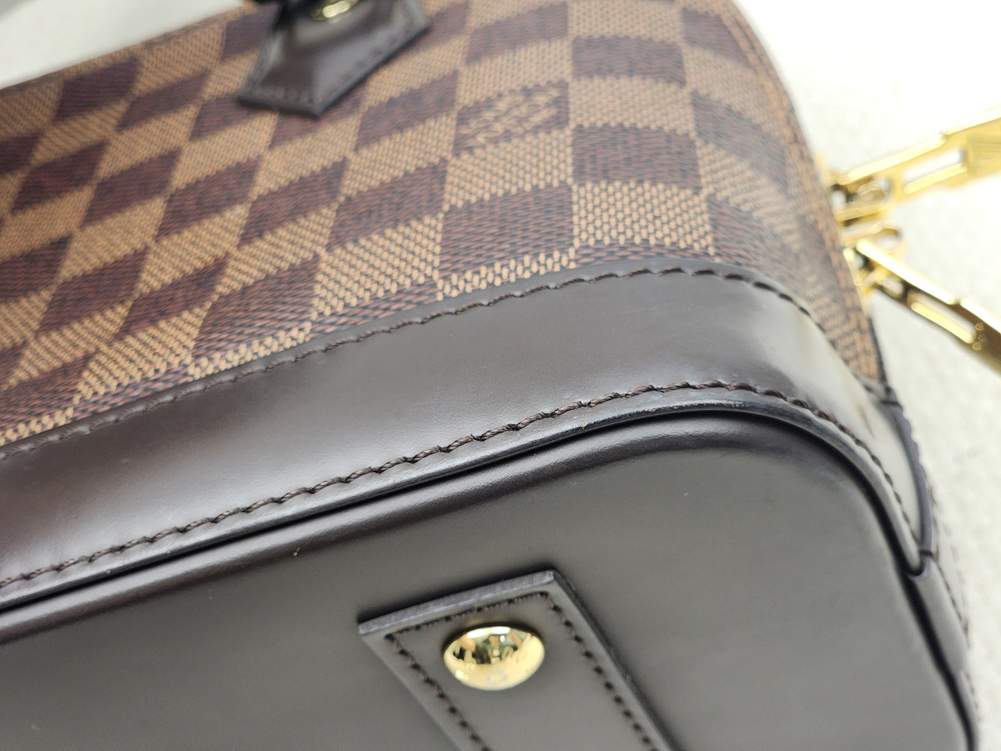 Damier Ebene Alma BB