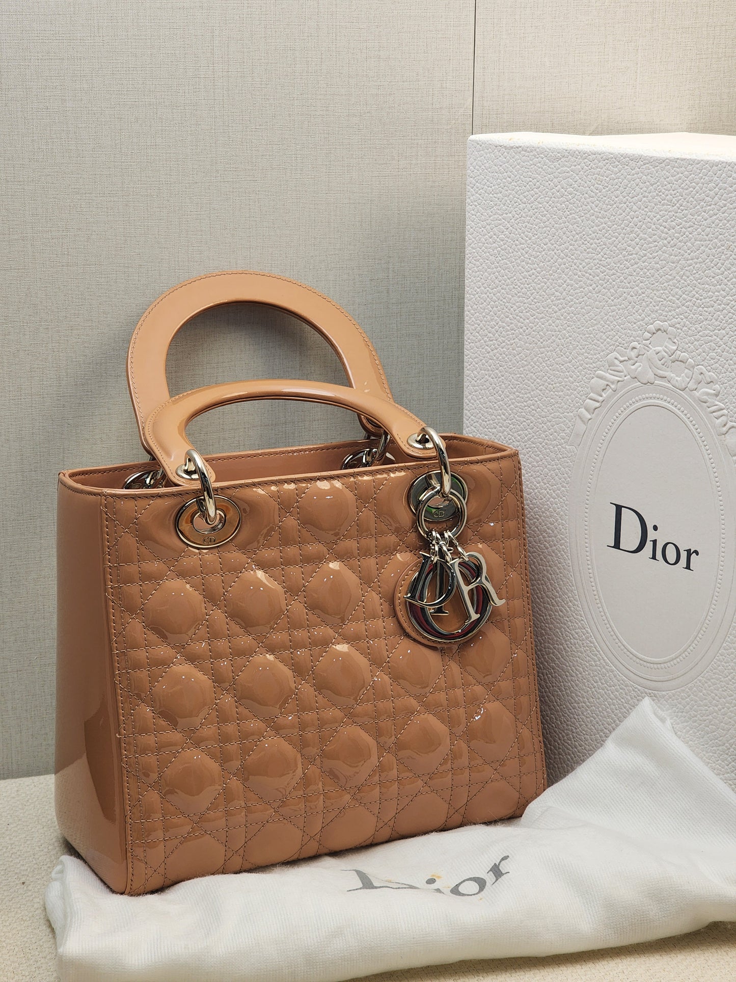 Dior Nude Patent Medium Lady Dior (SHW)
