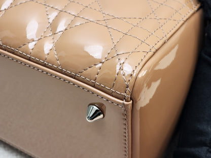 Dior Nude Patent Medium Lady Dior (SHW)