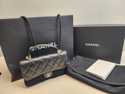 Chanel Black Lambskin Classic Phone Holder with Chain (LGHW)