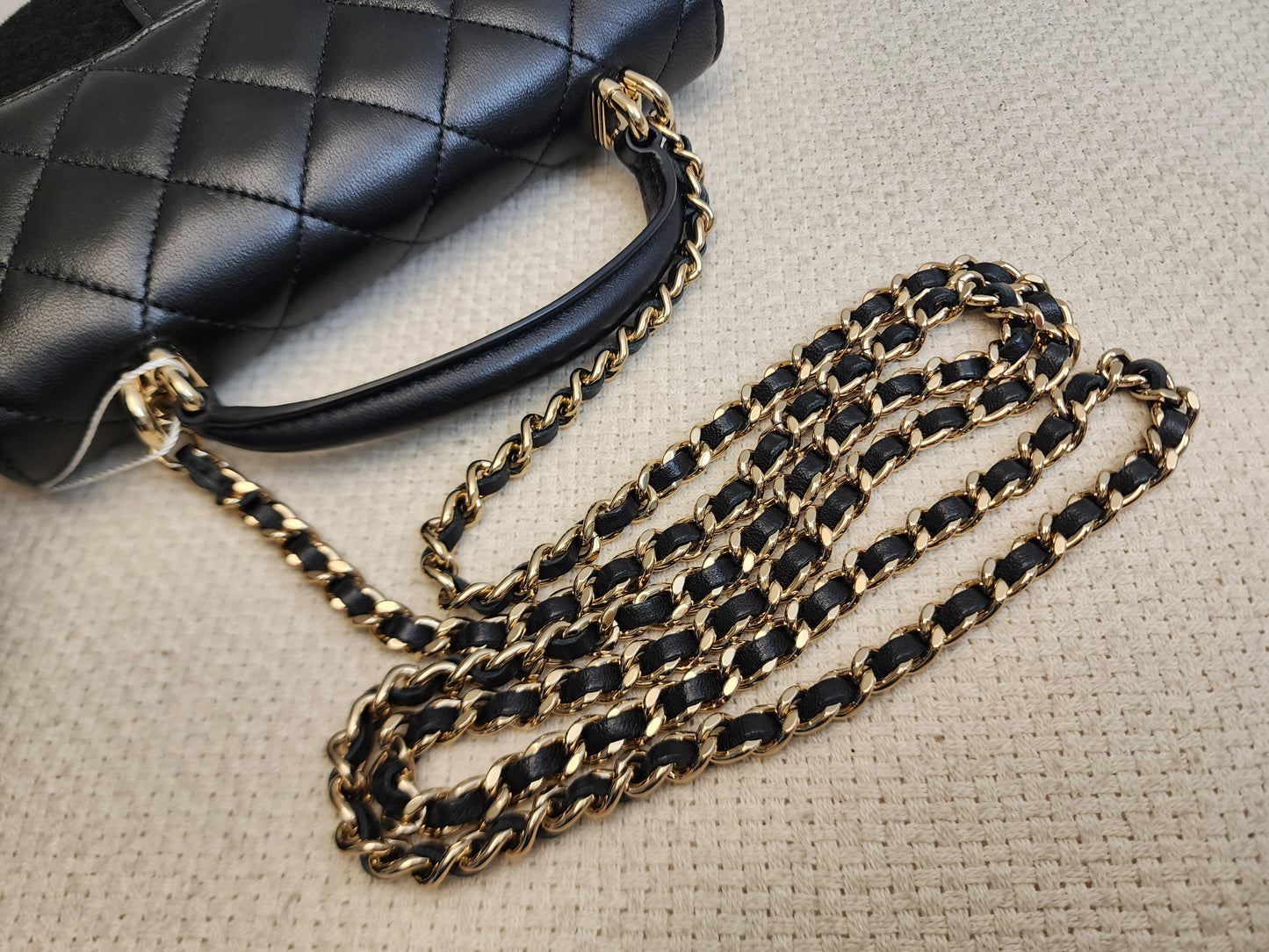 Chanel Black Lambskin Classic Phone Holder with Chain (LGHW)