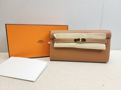 Hermes Gold Epsom Kelly To Go (GHW)
