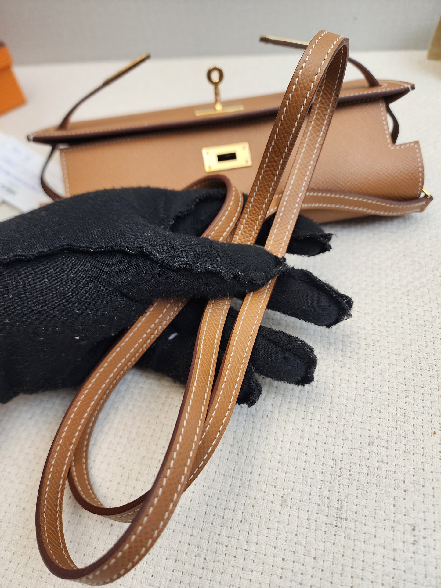 Hermes Gold Epsom Kelly To Go (GHW)