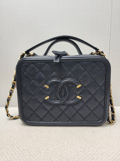 Chanel Black Caviar Medium Filigree (GHW)