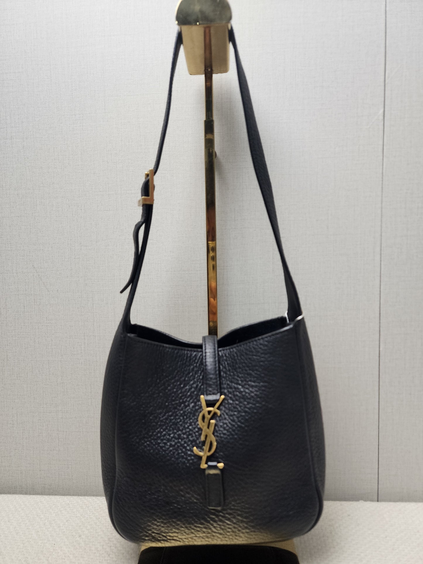 YSL Black Calfskin Baby Le 5 A 7 Hobo (GHW)