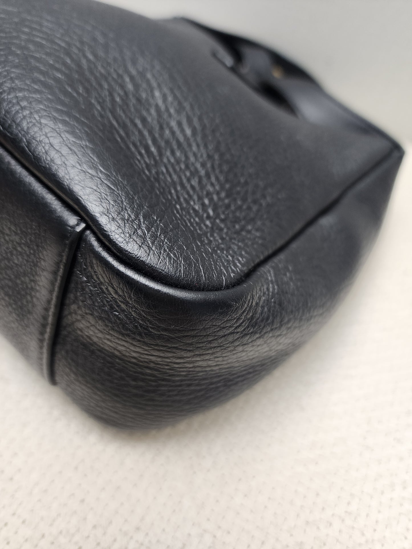 YSL Black Calfskin Baby Le 5 A 7 Hobo (GHW)