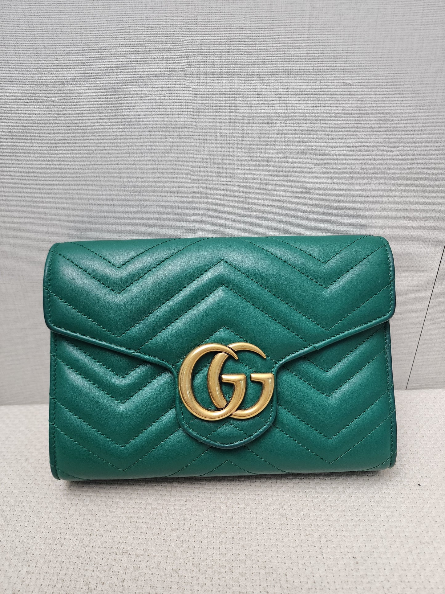 Gucci Green Marmont WOC (GHW)