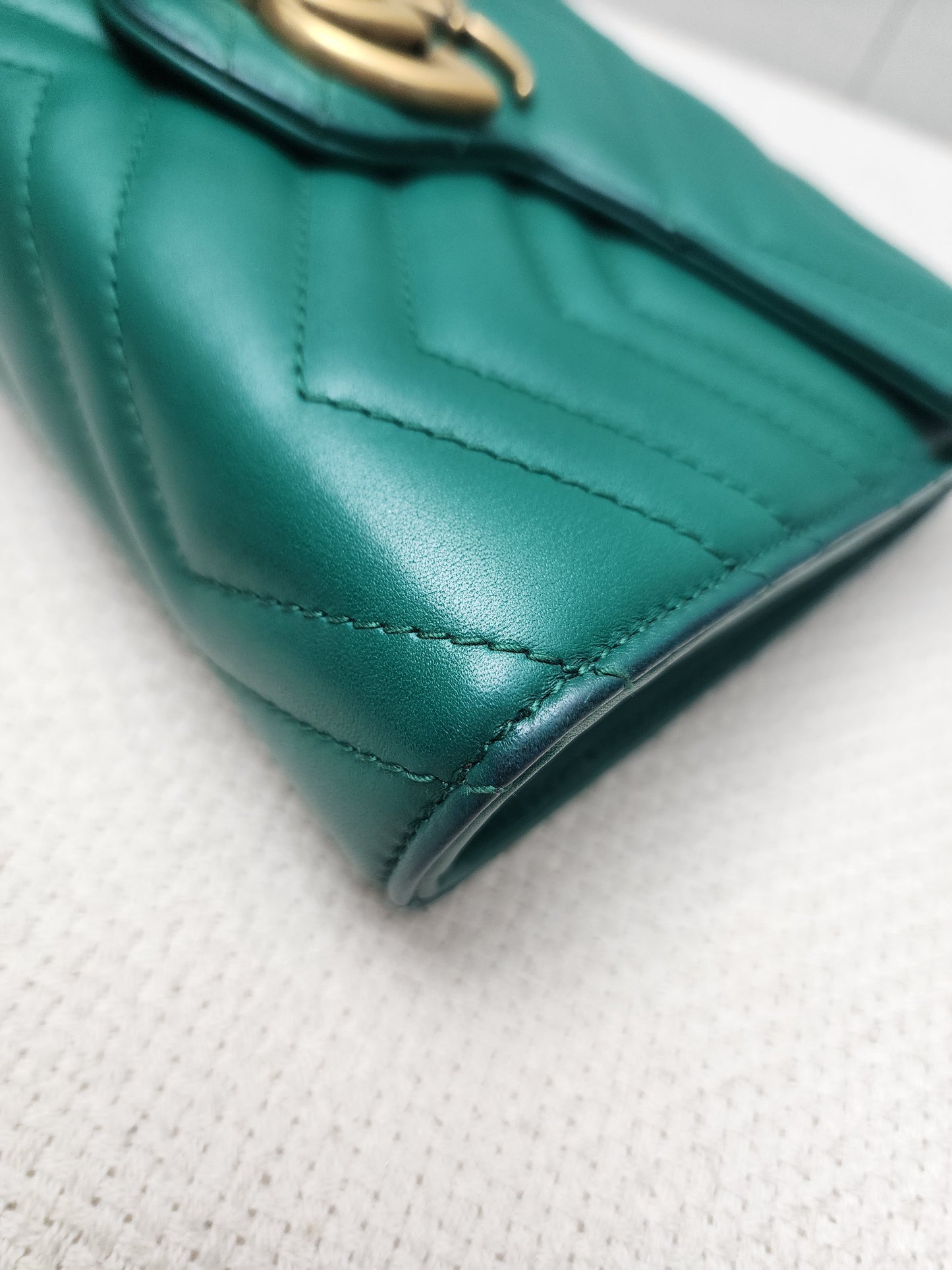 Gucci Green Marmont WOC (GHW)