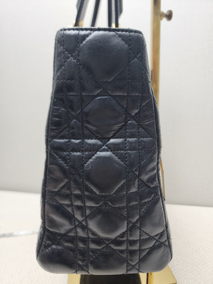 Dior Black Lambskin Vintage Medium Lady Dior (GHW)