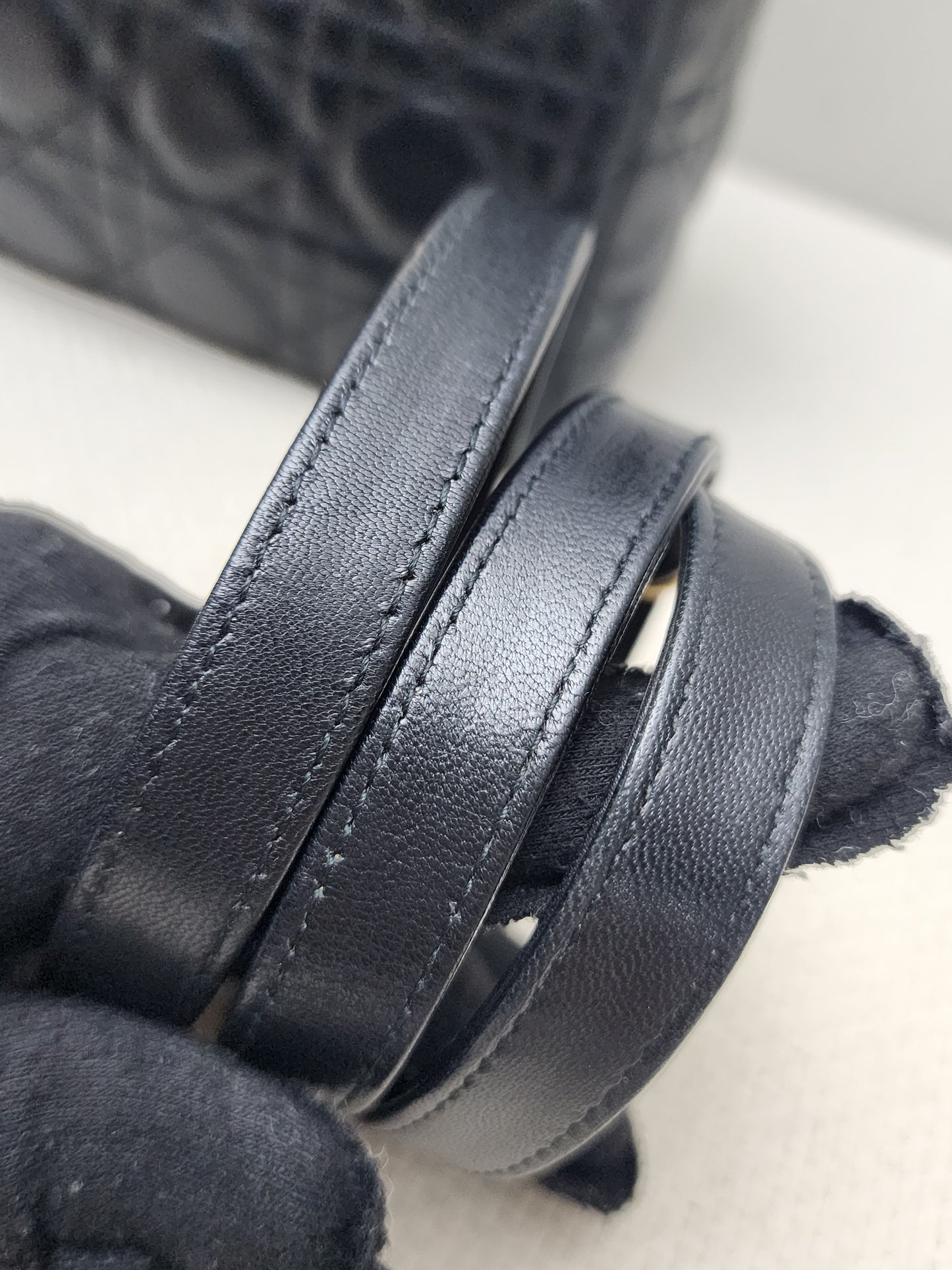 Dior Black Lambskin Vintage Medium Lady Dior (GHW)