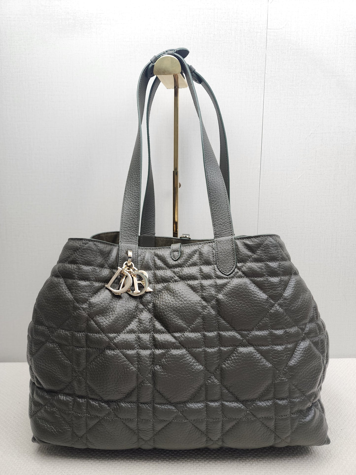 Dior Khaki Large Calfskin Macrocannage Toujours Bag (GHW)