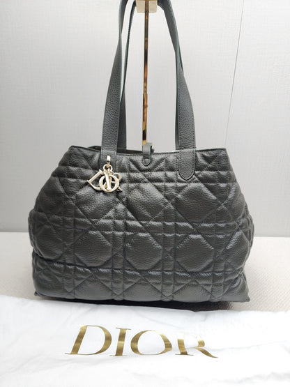 Dior Khaki Large Calfskin Macrocannage Toujours Bag (GHW)