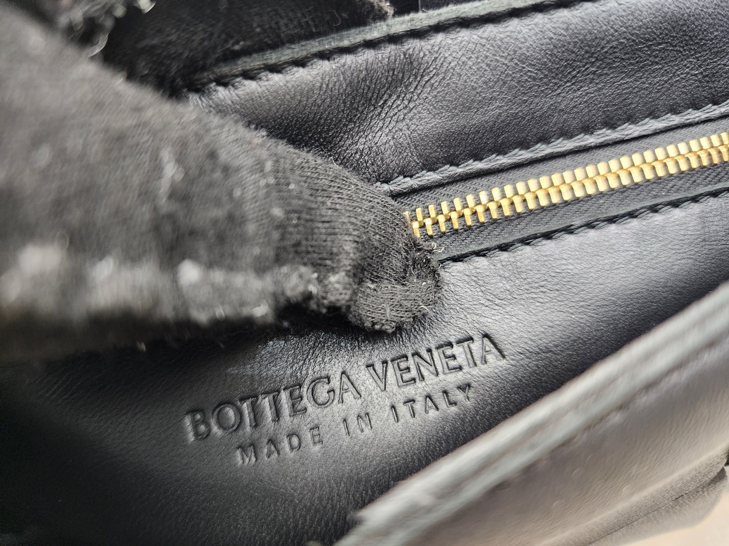 BV Black Intrecciato Casette
