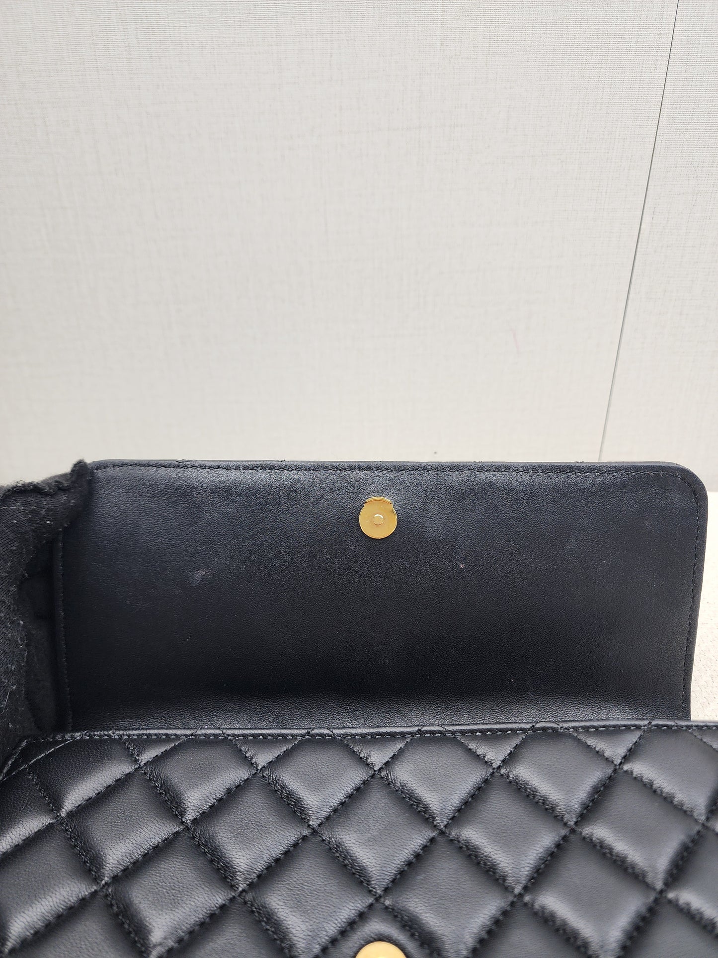 Versace Black Lambskin Quilted Medusa WOC (GHW)