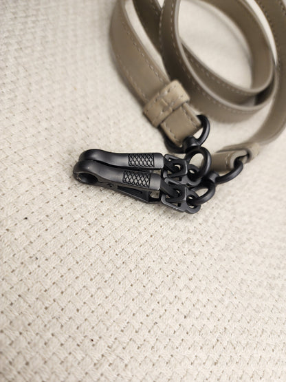 BV Light Grey Intrecciato Roma Bag