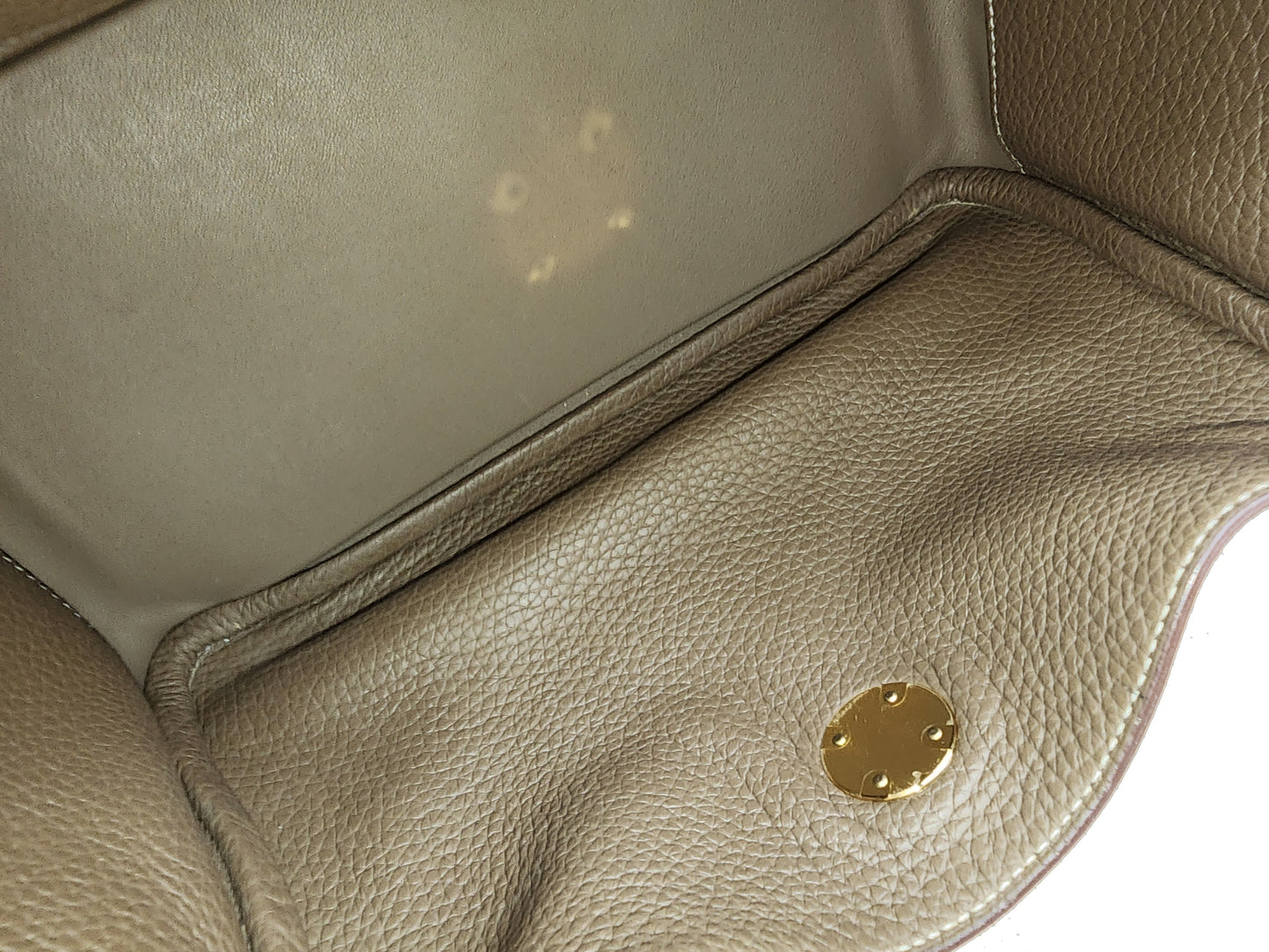 Hermes Etoupe Lindy 26 (GHW)