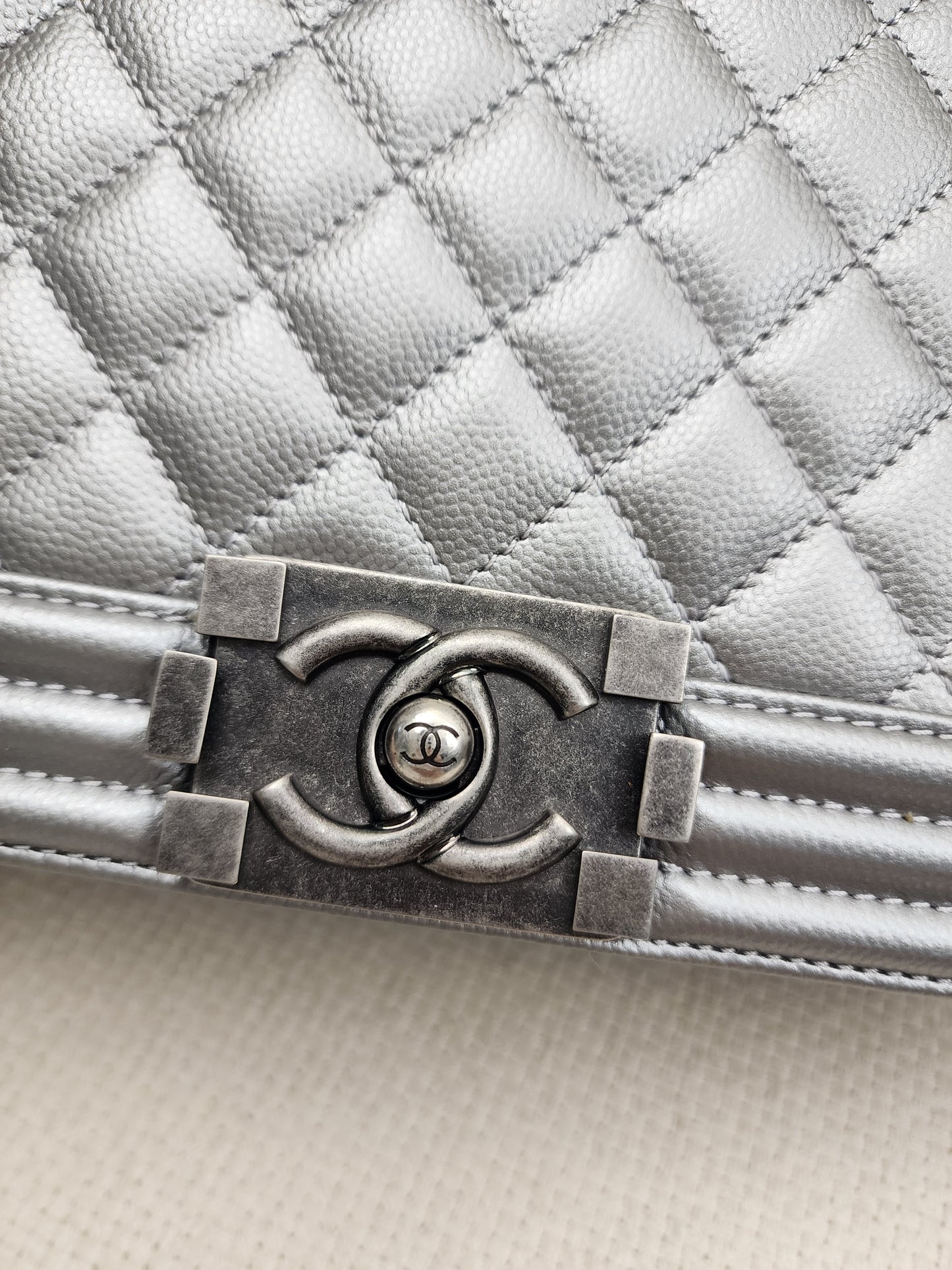 Chanel Metallic Silver Caviar New Medium Boy (RHW)