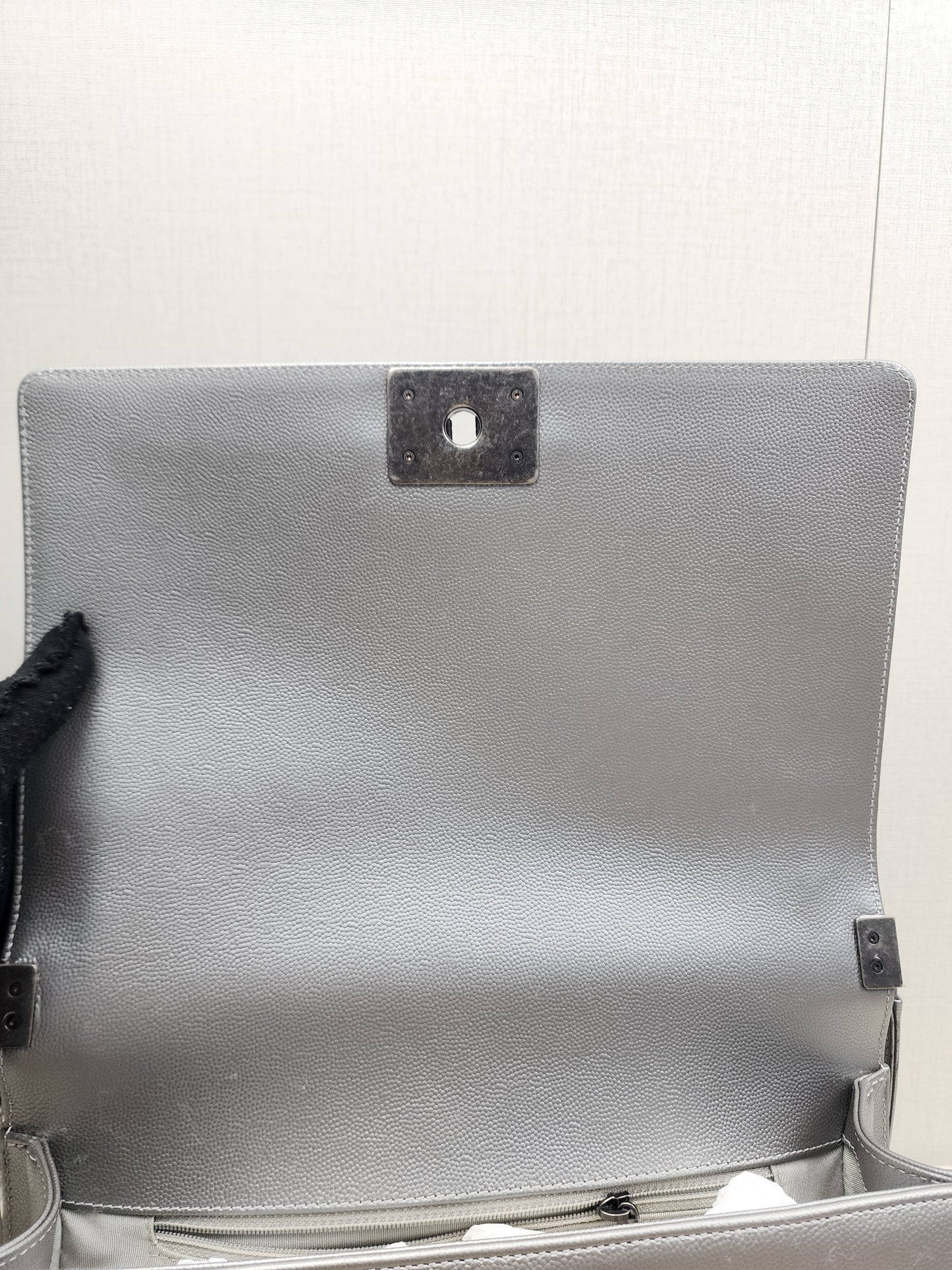Chanel Metallic Silver Caviar New Medium Boy (RHW)