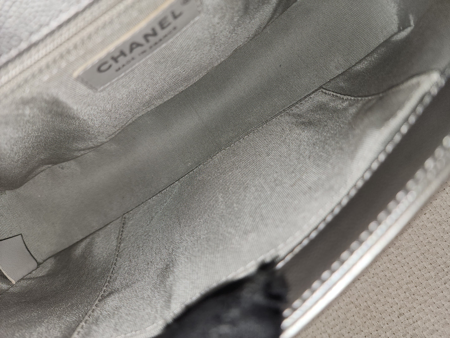 Chanel Metallic Silver Caviar New Medium Boy (RHW)