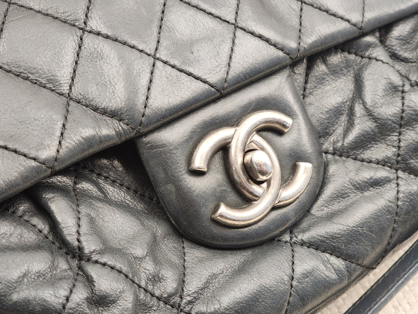 Chanel Black Iridescent Calfskin Coco Pleats Dlap (RHW)