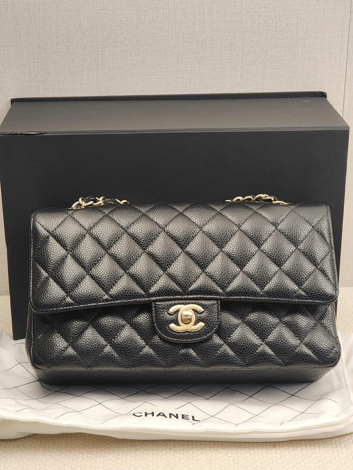 Chanel Black Caviar Medium CF (GHW)