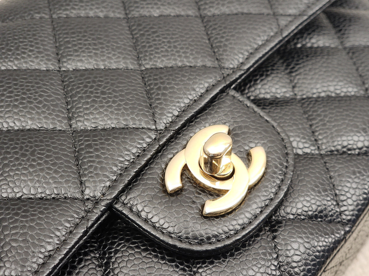 Chanel Black Caviar Medium CF (GHW)