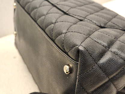 Chanel Black Caviar Medium Coco Handle (LGHW)