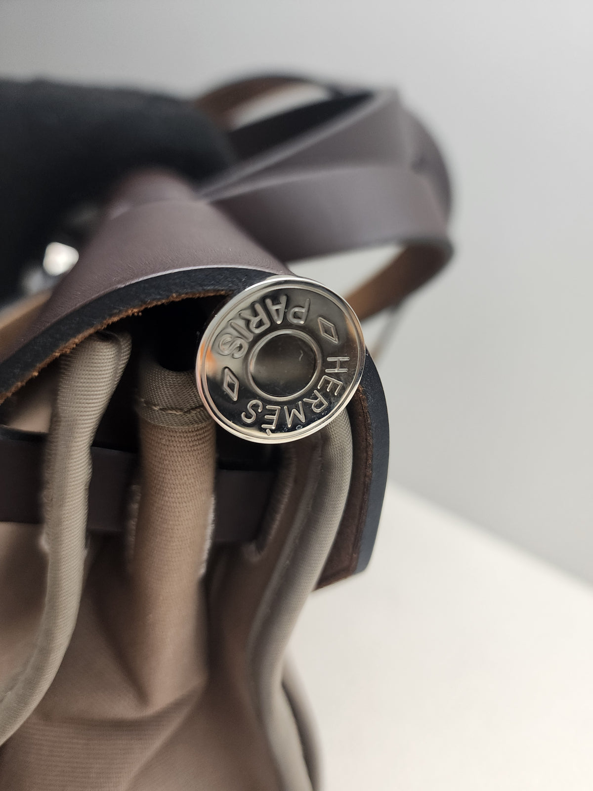 Hermes Etoupe / Ebene Herbag 31 (PHW)
