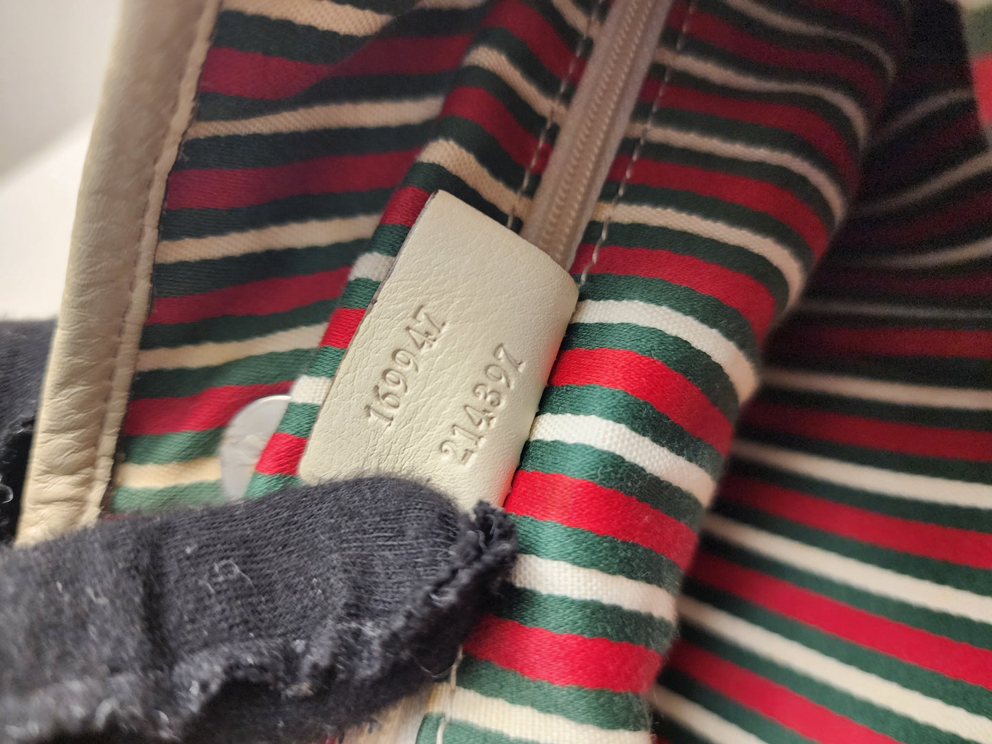 Gucci Beige Monogram Canvas New Brit Hobo