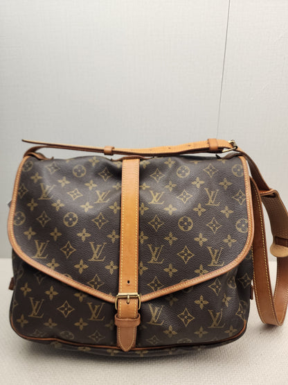 LV Monogram Saumur 35