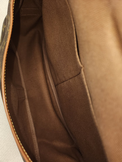 LV Monogram Saumur 35