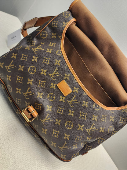 LV Monogram Saumur 35